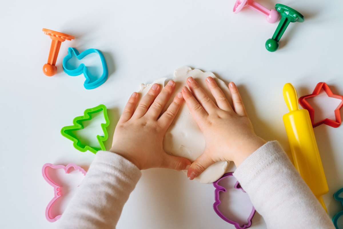 10 Activités Créatives pour les Journées Pluvieuses